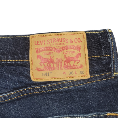 LEVI'S JEANS